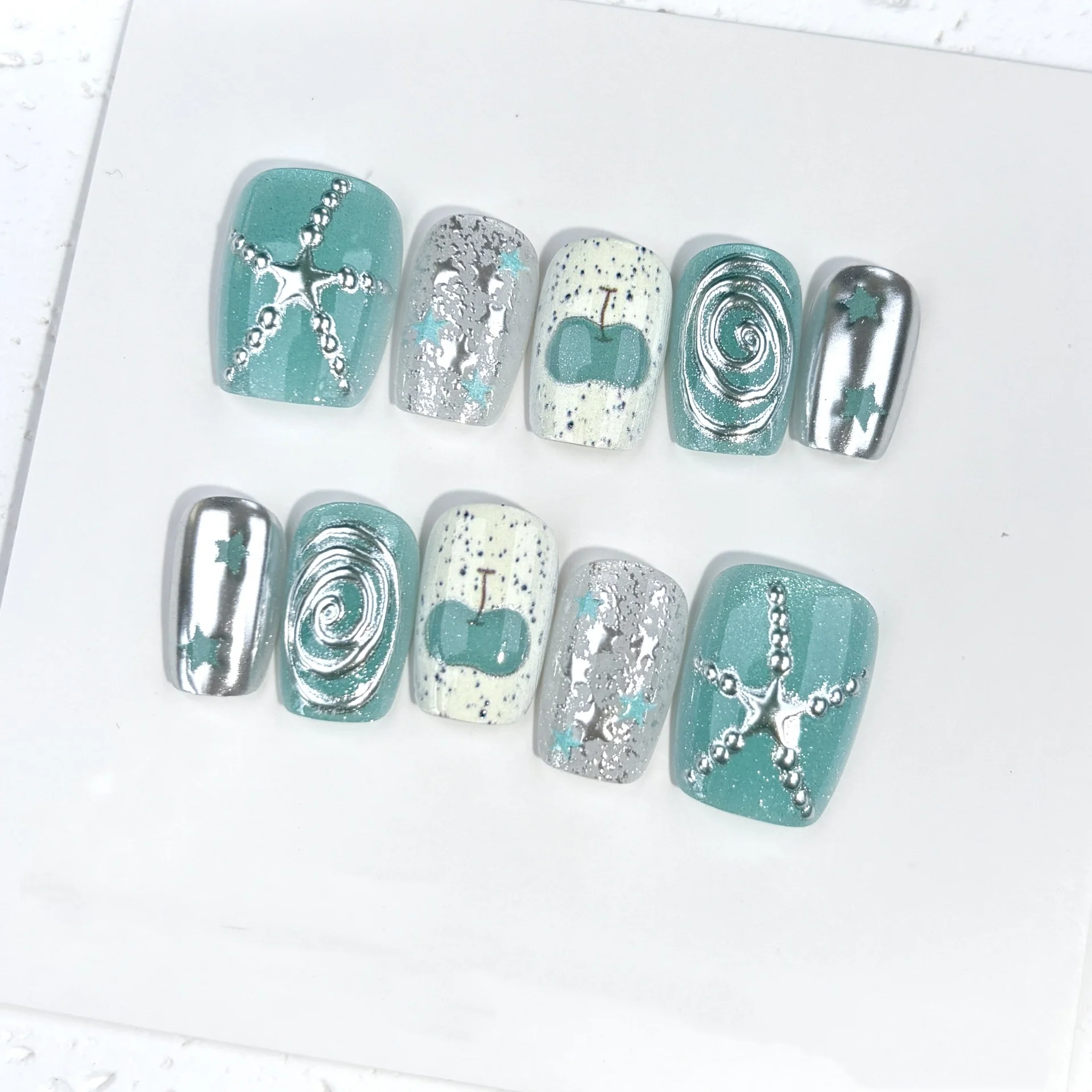10Pcs Short Square Head Handmade Fake Nails Press on Green Cat's Eye Apple Full Cover Nail Tip Silver Star Reusable False Nails
10Pcs Short Square Head Handmade Fake Nails Press on Green Cat's Eye Apple Full Cover Nail Tip Silver Star Reusable False Nails