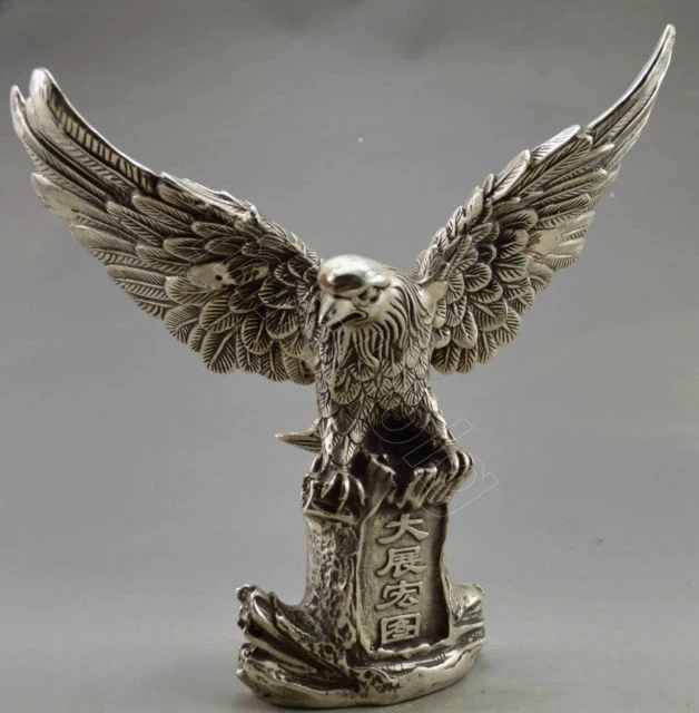 Elaborate Chinese Collectible Old Decorated Handwork Tibetan Silver Flying Eagle On Mountain Statue
Elaborate Chinese Collectible Old Decorated Handwork Tibetan Silver Flying Eagle On Mountain Statue