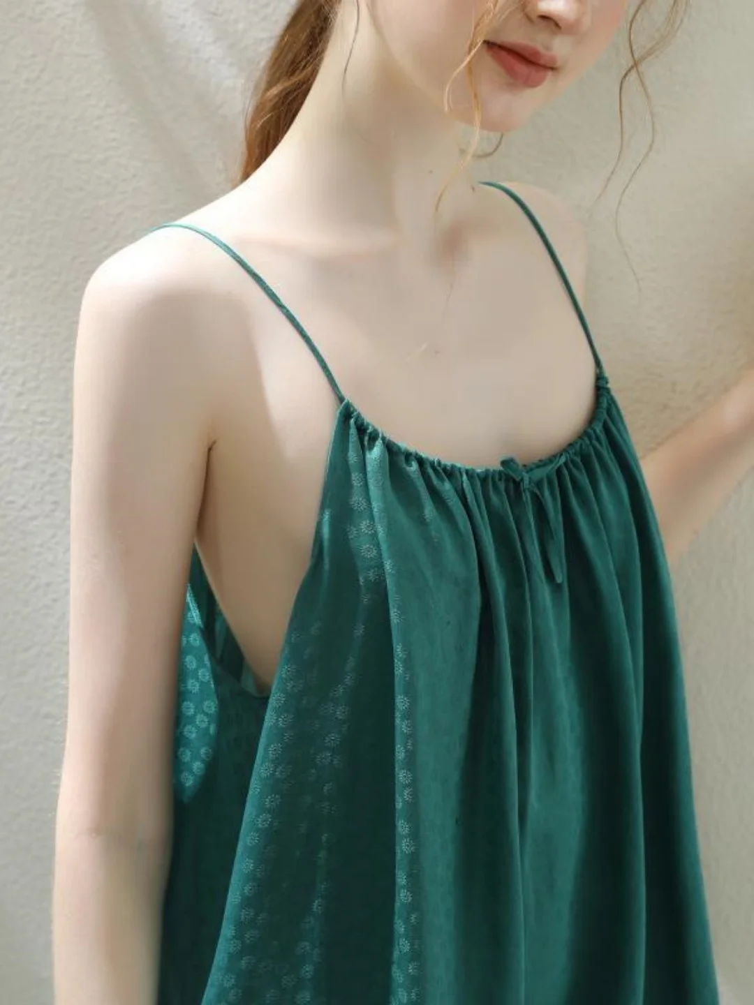 Large Size Lazy Style Color Strap Sleep Dress Women Summer Mid-Length Sleeveless Home Dress Comfortable Casual Gown
Large Size Lazy Style Color Strap Sleep Dress Women Summer Mid-Length Sleeveless Home Dress Comfortable Casual Gown