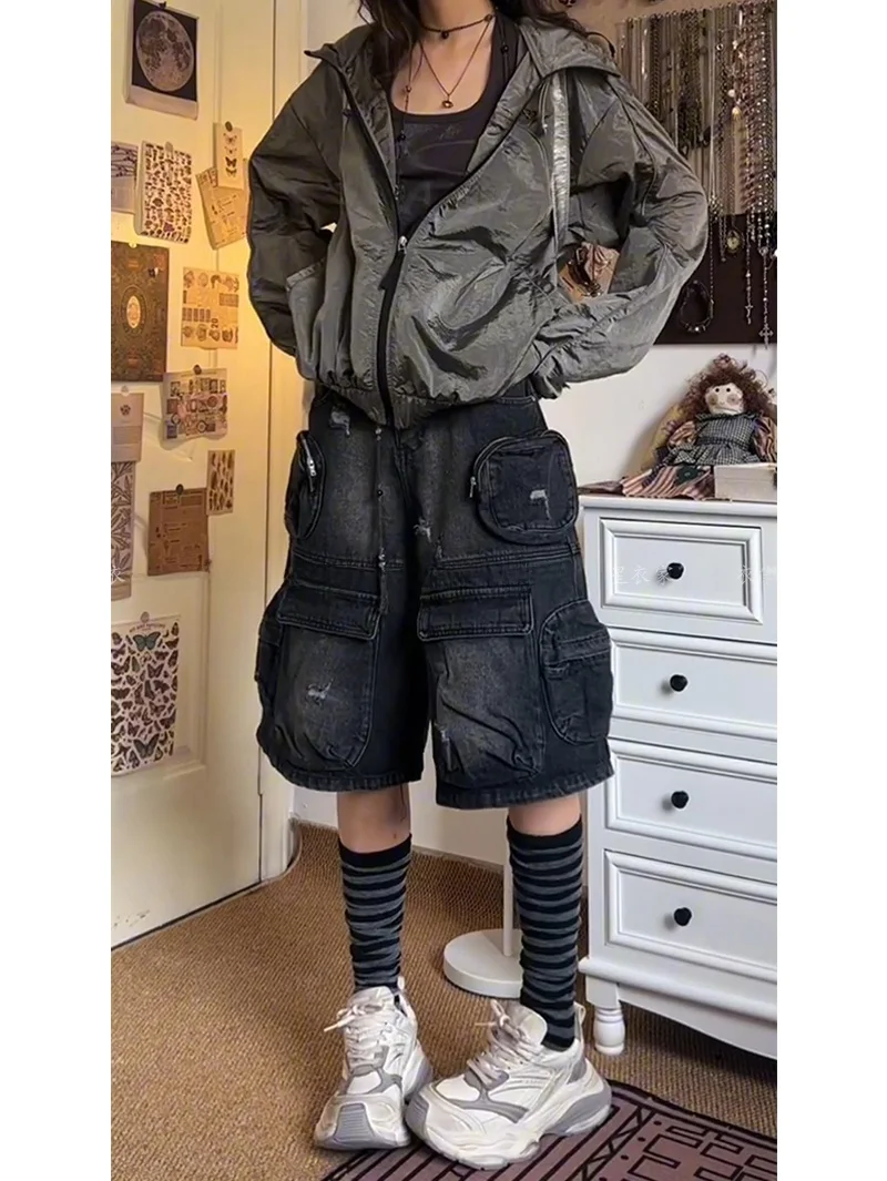 Retro American Washed Multi-Pocket Work Pants Women's Summer High Street Design Heavy-Duty Five-Quarter Jeans Denim Shorts
Retro American Washed Multi-Pocket Work Pants Women's Summer High Street Design Heavy-Duty Five-Quarter Jeans Denim Shorts