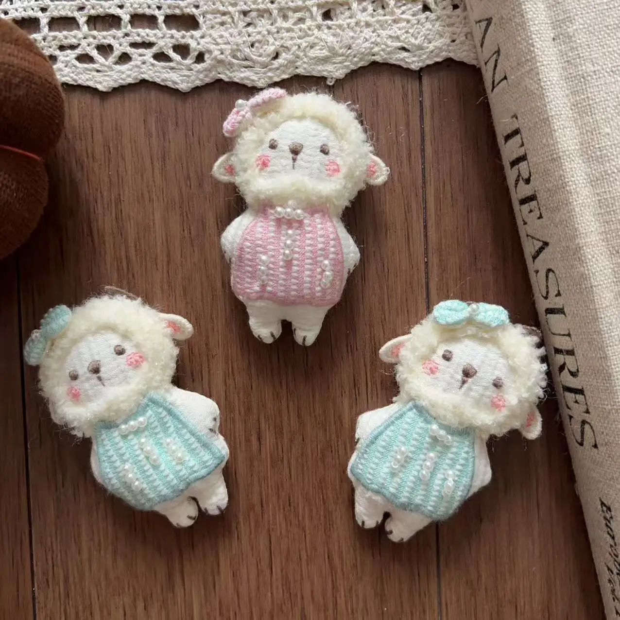 Stuffed Fabric Cute Little Sheep Hair Clip Brooch Pin DIY for Shoes Socks Bag Children Clothing Embellishment Premium
Stuffed Fabric Cute Little Sheep Hair Clip Brooch Pin DIY for Shoes Socks Bag Children Clothing Embellishment Premium