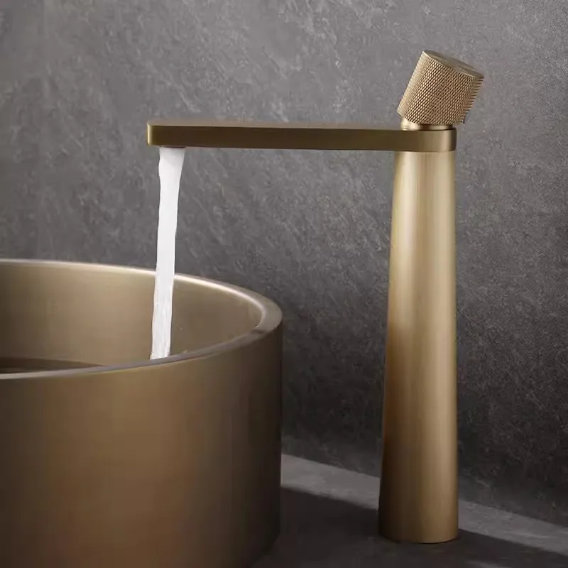 Antique Bronze Bathroom Faucet Basin Faucets Hot & Cold Brass Bathroom Sink Faucet Deck Mounted Lavotory Faucet Mixer Water Tap
Antique Bronze Bathroom Faucet Basin Faucets Hot & Cold Brass Bathroom Sink Faucet Deck Mounted Lavotory Faucet Mixer Water Tap