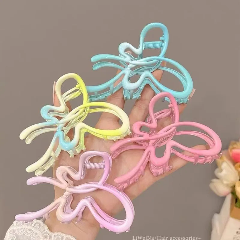 1pc Women Metal Gradient Color Irregular Hollow Out Bowknot Ribbon Hair Clip For Girls Princess Headdress Hair Accessories
1pc Women Metal Gradient Color Irregular Hollow Out Bowknot Ribbon Hair Clip For Girls Princess Headdress Hair Accessories