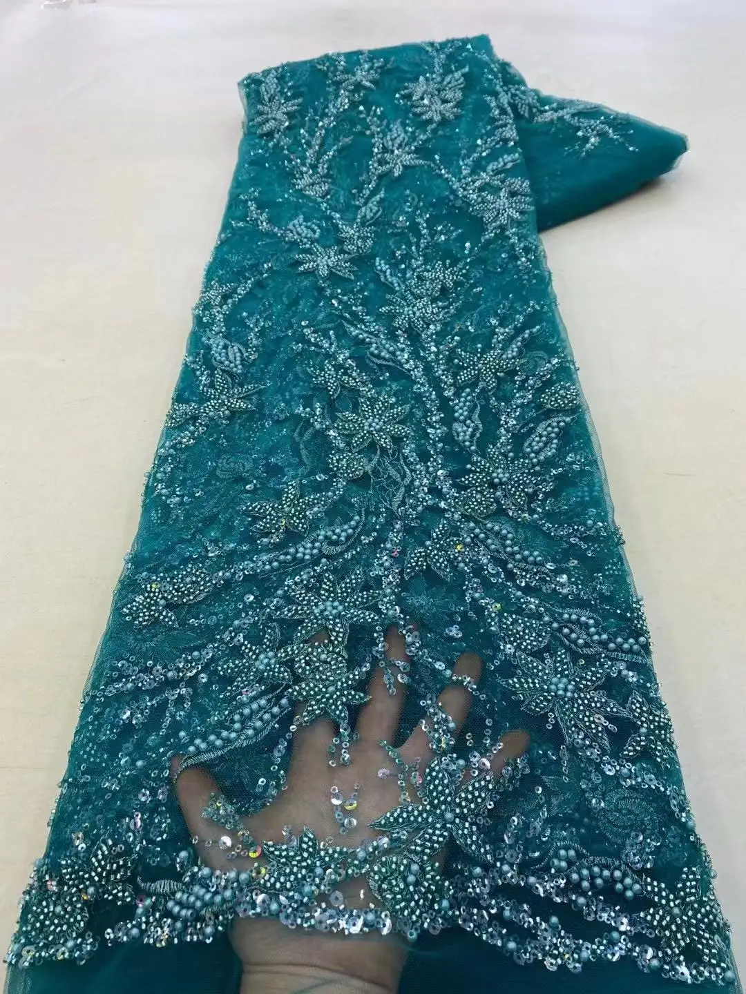 African Heavy Bead Lace Fabric 2025 High Quality Nigerian Sequins French Tulle Fabric Material For Wedding Party
African Heavy Bead Lace Fabric 2025 High Quality Nigerian Sequins French Tulle Fabric Material For Wedding Party