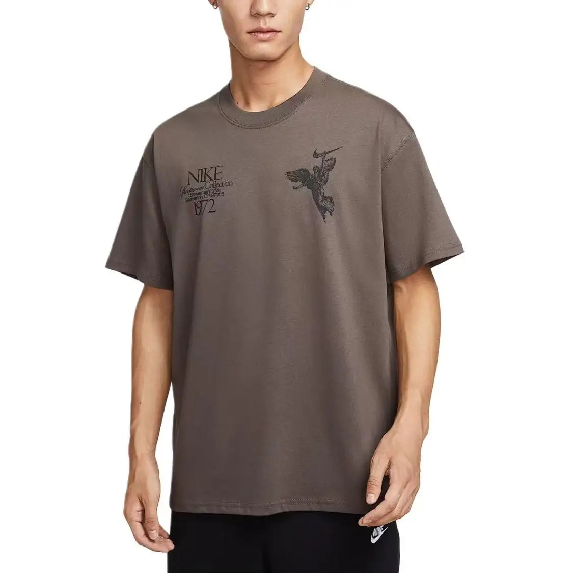 Nike Max90 Sportswear Cotton Loose Fit Pullover Short Sleeve T-Shirt HV0168-004
Nike Max90 Sportswear Cotton Loose Fit Pullover Short Sleeve T-Shirt HV0168-004