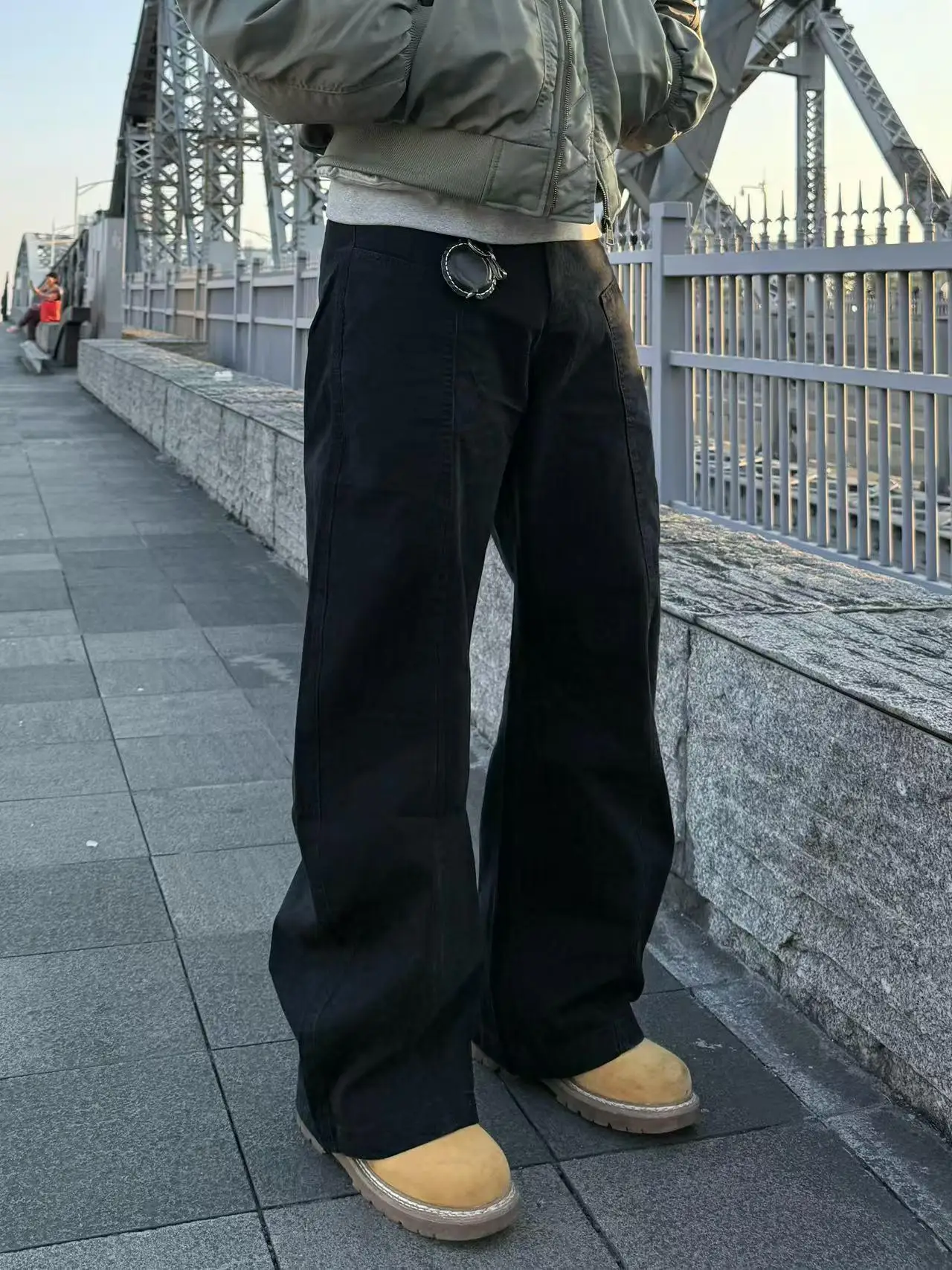 Retro American Autumn Winter Loose Wide Leg Pants Casual Workwear Knife Trousers for Men And Women High Street Style
Retro American Autumn Winter Loose Wide Leg Pants Casual Workwear Knife Trousers for Men And Women High Street Style