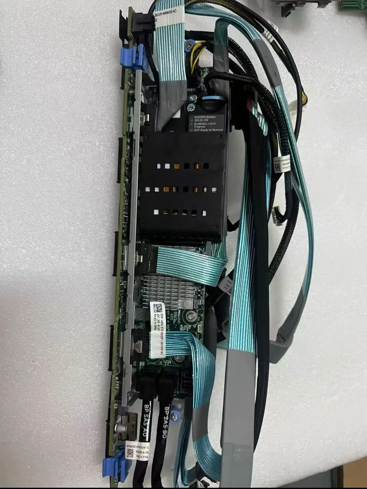 0D97D3 PGJ4P 0PGJ4P ДЛЯ Сервера DELL R640 R740dx 2,5-дюймовый 10 отсеков с кабелем
0D97D3 PGJ4P 0PGJ4P ДЛЯ Сервера DELL R640 R740dx 2,5-дюймовый 10 отсеков с кабелем