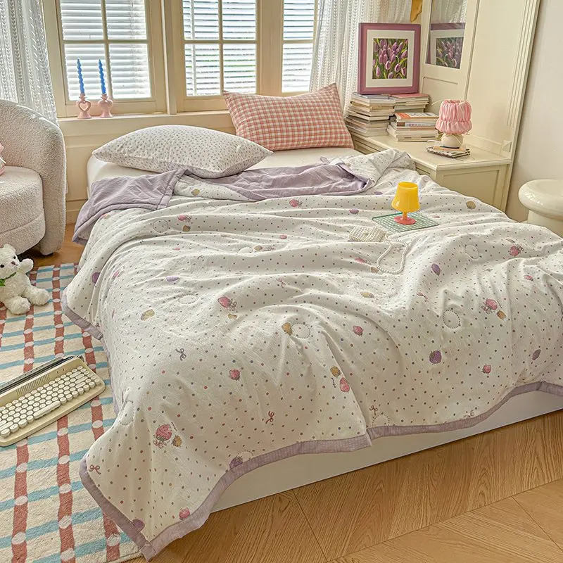 Double-Sided Design Summer Quilt Print Soft Comforter Lightweight Washable King Size Blanket for Bedroom Air Conditioner Quilt
Double-Sided Design Summer Quilt Print Soft Comforter Lightweight Washable King Size Blanket for Bedroom Air Conditioner Quilt