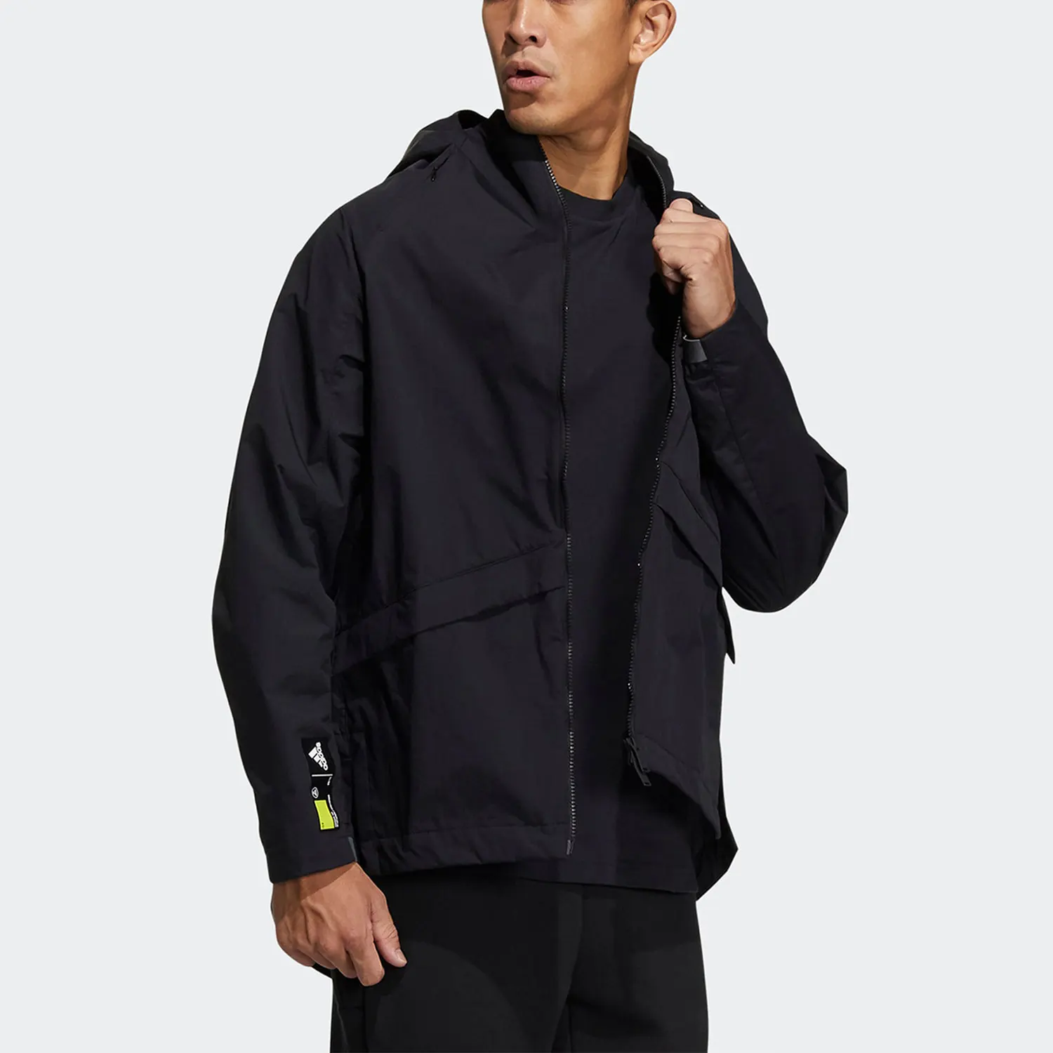 Мужская спортивная куртка с капюшоном Adidas Authentic OUTR JKT GL8676
Мужская спортивная куртка с капюшоном Adidas Authentic OUTR JKT GL8676