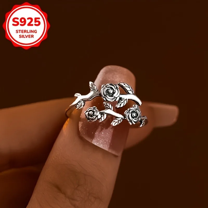 A Stylish And Vintage Adjustable Ring Featuring a Floral Design Made of 925 Silver, Perfect for Women to Wear Every Day Or to Give As a Present. It'S a Great Option for Mother'S Day
A Stylish And Vintage Adjustable Ring Featuring a Floral Design Made of 925 Silver, Perfect for Women to Wear Every Day Or to Give As a Present. It'S a Great Option for Mother'S Day