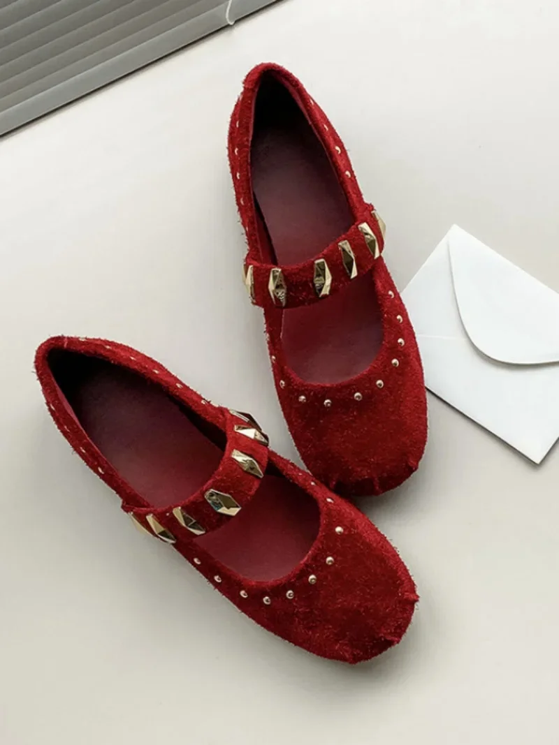 Spring 2025 New Round Toe Flat Rivet Decorative Buckle Suede Women Ballet Shoes Simple Elegant Office Women's Single Shoes
Spring 2025 New Round Toe Flat Rivet Decorative Buckle Suede Women Ballet Shoes Simple Elegant Office Women's Single Shoes