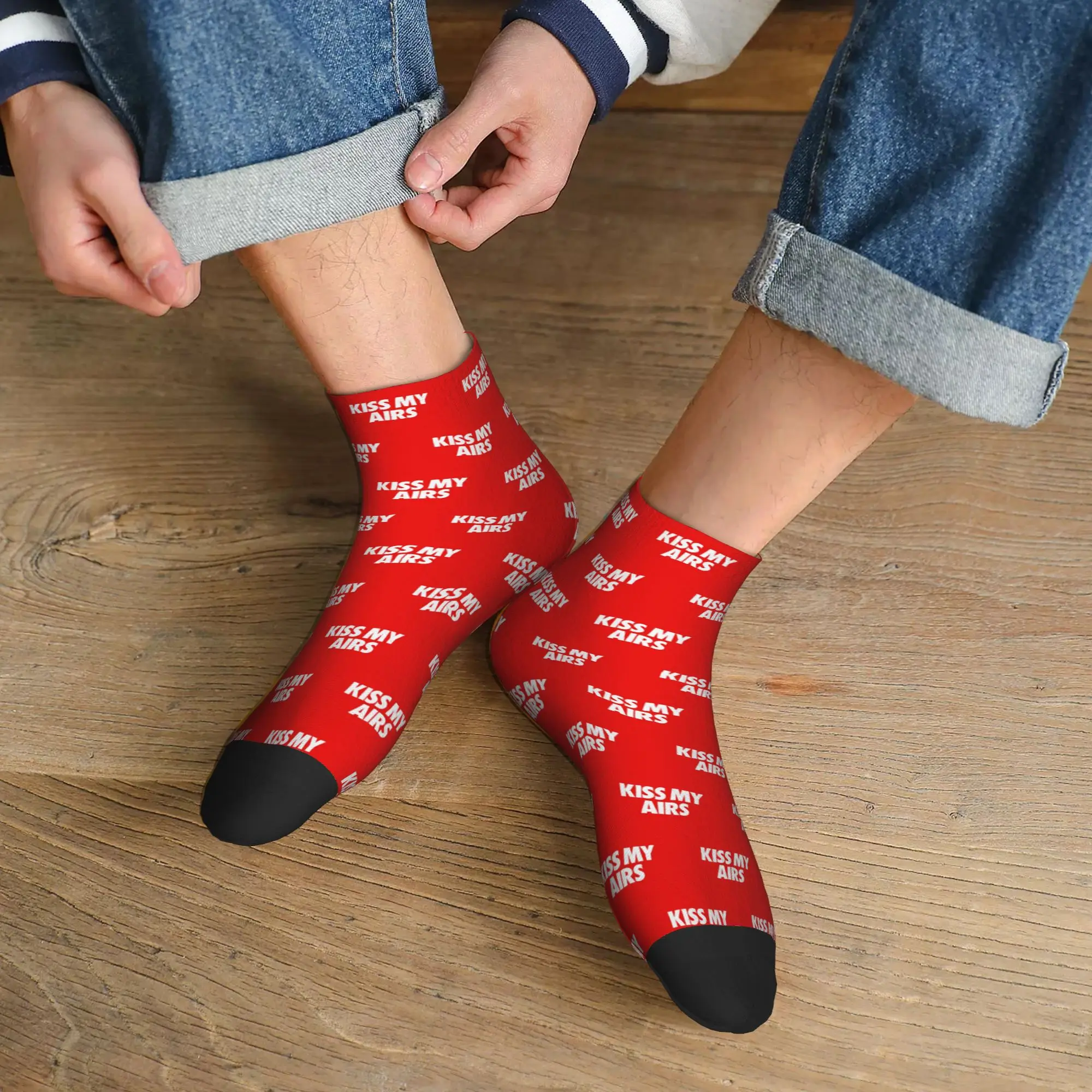 Всесезонные носки Kiss My Airs Harajuku, супер мягкие спортивные носки средней длины, мягкие чулки в стиле хип-хоп для мужчин и женщин, подарки
Всесезонные носки Kiss My Airs Harajuku, супер мягкие спортивные носки средней длины, мягкие чулки в стиле хип-хоп для мужчин и женщин, подарки