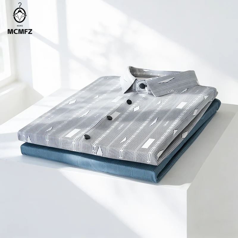 Mens Striped Jacquard Short Sleeve Shirt Casual Loose Fit Button Down Lapel Collar Comfortable Fabric For Outdoor Activities
Mens Striped Jacquard Short Sleeve Shirt Casual Loose Fit Button Down Lapel Collar Comfortable Fabric For Outdoor Activities