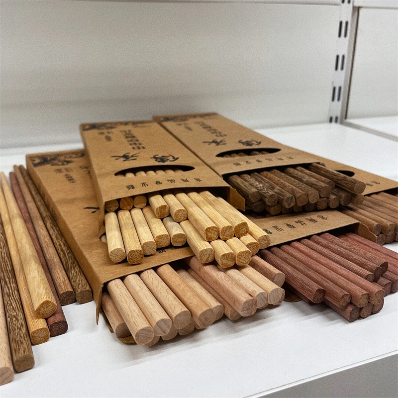 10 Pairs/pack Natural Wooden Chopsticks Multi-Wood Varieties (Rosewood, Chicken Wing Wood, Etc.), Healthy Eco-Friendly Tableware
10 Pairs/pack Natural Wooden Chopsticks Multi-Wood Varieties (Rosewood, Chicken Wing Wood, Etc.), Healthy Eco-Friendly Tableware