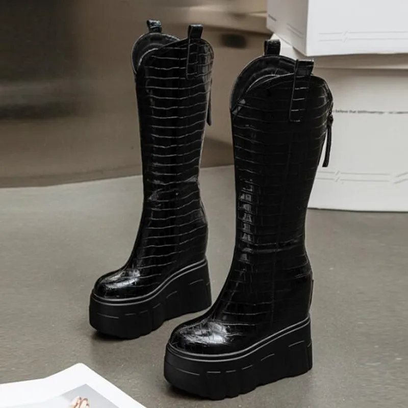 Модные женские ботинки из лакированной микрофибры 14 см 2026, весенние ботинки до колена на высокой платформе, осенне-зимние ботинки на танкетке, обувь на молнии
Модные женские ботинки из лакированной микрофибры 14 см 2026, весенние ботинки до колена на высокой платформе, осенне-зимние ботинки на танкетке, обувь на молнии