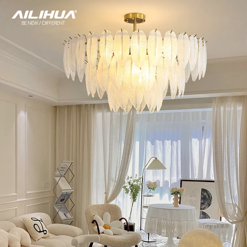 French light luxury romantic master bedroom lamp chandelier modern simple net red crystal room living room creative feather lamp
French light luxury romantic master bedroom lamp chandelier modern simple net red crystal room living room creative feather lamp