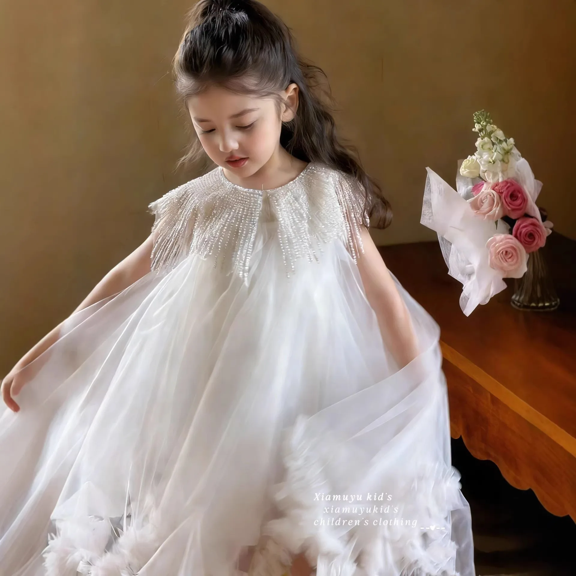 Girls White Mesh Princess Heavy Industry Tassel Collar Flower Girl Dress Children's Birthday Fluffy Gauze Dress
Girls White Mesh Princess Heavy Industry Tassel Collar Flower Girl Dress Children's Birthday Fluffy Gauze Dress
