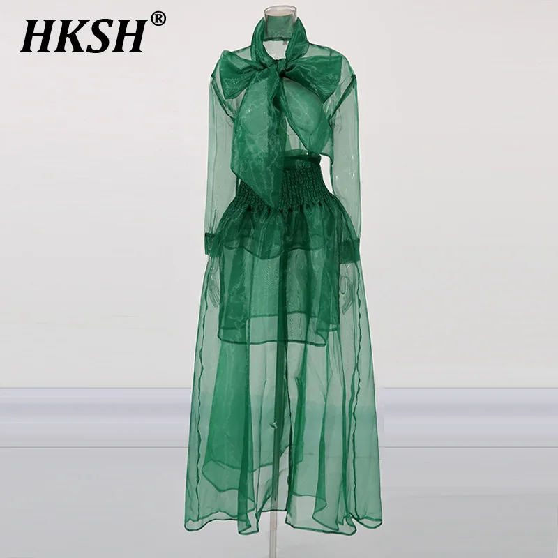 HKSH Spring Summer New Women Tide Streetwear French Elegant Style Two-piece Set Bow Design Shirt Tops High Waisted Skirts HK4988
HKSH Spring Summer New Women Tide Streetwear French Elegant Style Two-piece Set Bow Design Shirt Tops High Waisted Skirts HK4988