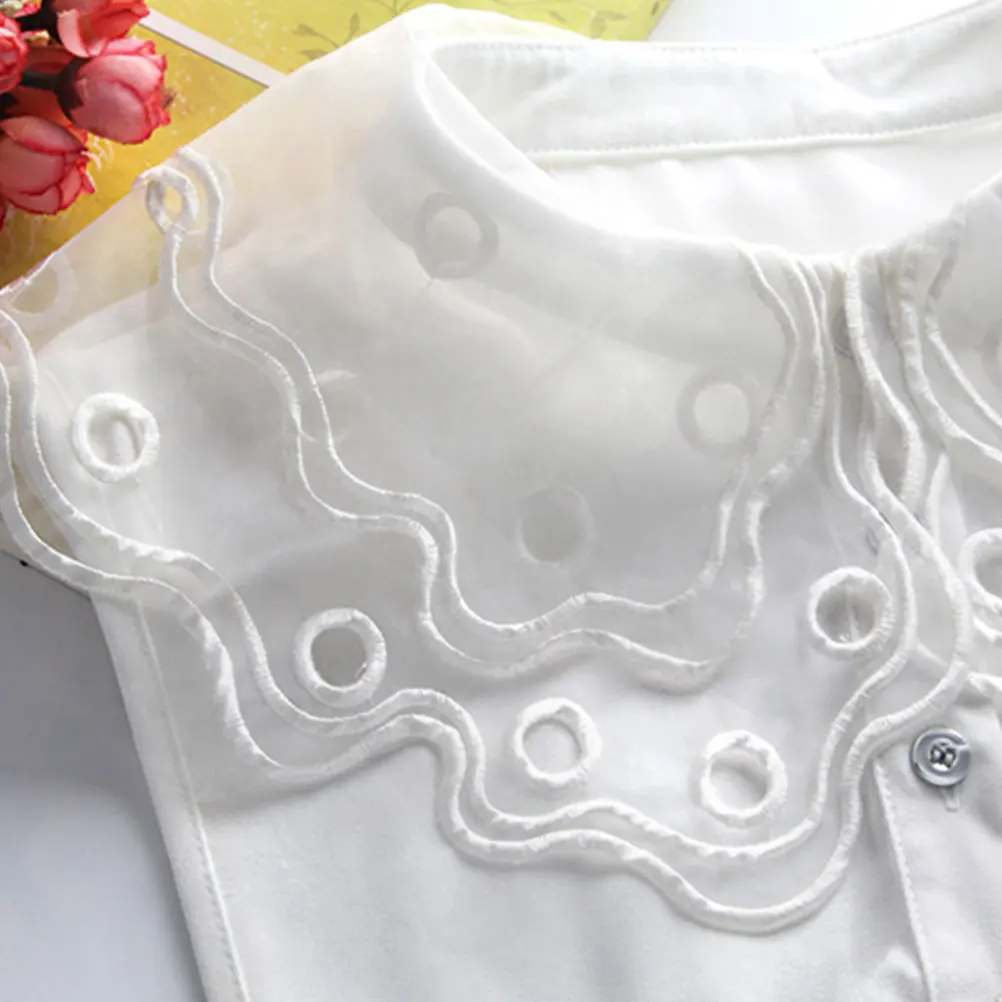 Woman Embroidered Shirt False Collar Versatile Corsage Exquisite Neckline Decorative Clothes Accessory ( Size)
Woman Embroidered Shirt False Collar Versatile Corsage Exquisite Neckline Decorative Clothes Accessory ( Size)