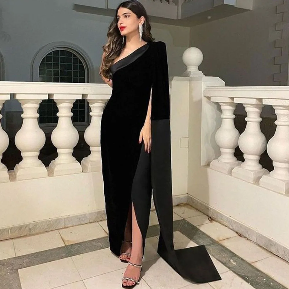 Modern Black One Shoulder Long Sleeves Prom Gowns For Women Floor Length Split Formal Party Evening Dress
Modern Black One Shoulder Long Sleeves Prom Gowns For Women Floor Length Split Formal Party Evening Dress