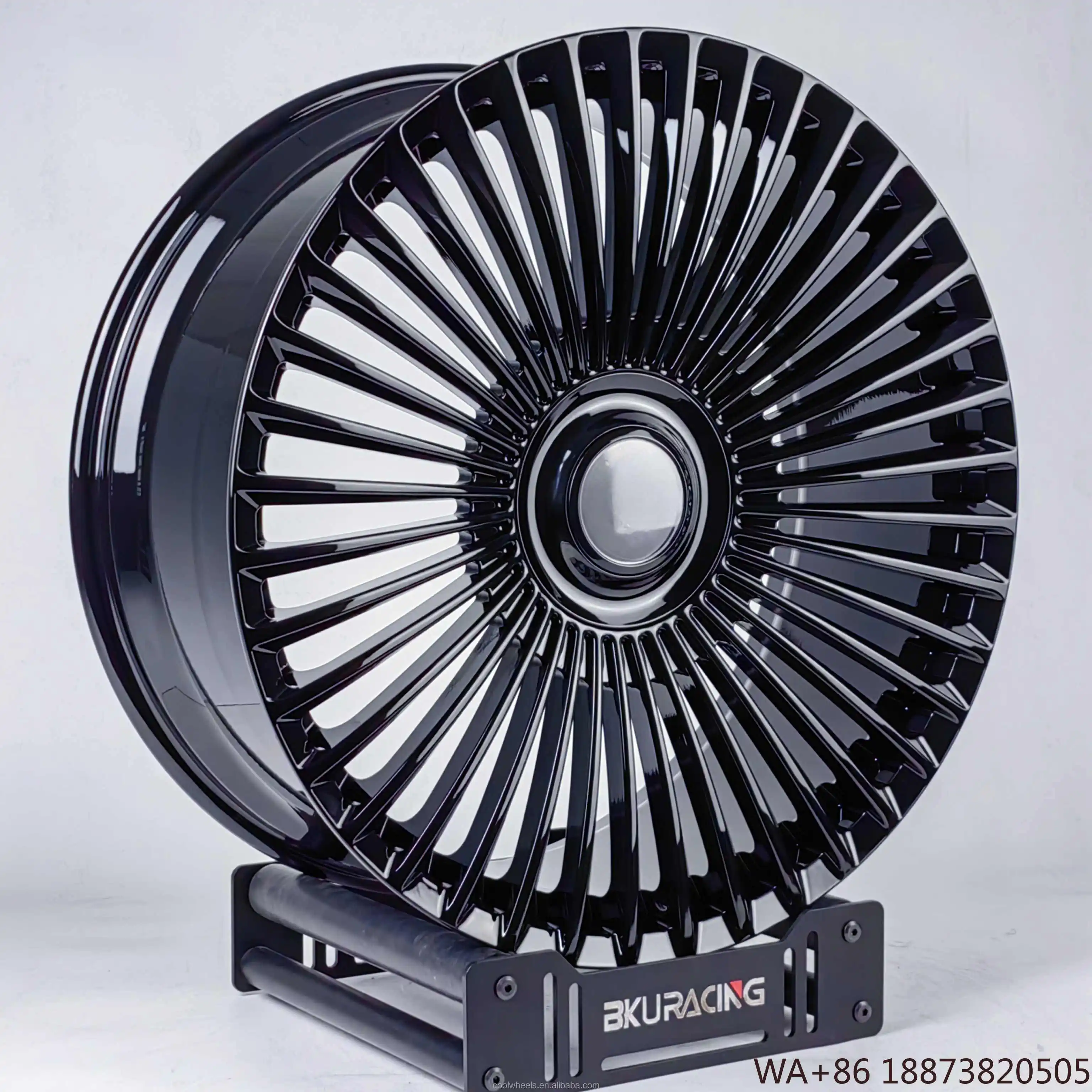 Кованые колеса Bku 6x139,7 для Cadillac Escalade Gmc Yukon Chevy Tahoe Кованые колеса 20 21 22 23 24-дюймовые диски Изготовленные на заказ легкосплавные диски 
Кованые колеса Bku 6x139,7 для Cadillac Escalade Gmc Yukon Chevy Tahoe Кованые колеса 20 21 22 23 24-дюймовые диски Изготовленные на заказ легкосплавные диски