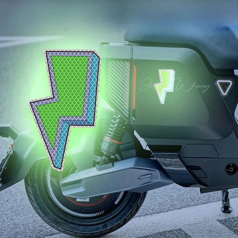 1Pc Lightning Motorcycle Sticker, Waterproof DIY Decal for Helmet, Tail Box, Fuel Tank & Fairing, Night Safety Warning Decor
1Pc Lightning Motorcycle Sticker, Waterproof DIY Decal for Helmet, Tail Box, Fuel Tank & Fairing, Night Safety Warning Decor