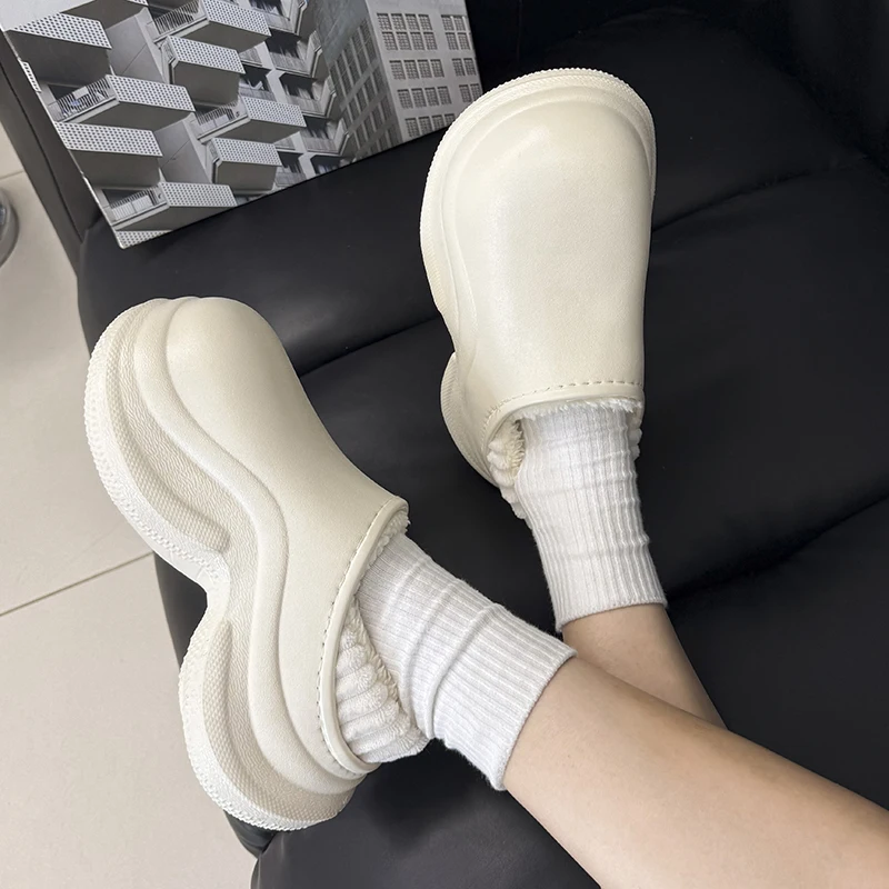 2025 New Chunky Platform Slippers Women Autumn Winter Warm Plush Garden Shoes Woman Waterproof Non Slip Cotton Slippers Female
2025 New Chunky Platform Slippers Women Autumn Winter Warm Plush Garden Shoes Woman Waterproof Non Slip Cotton Slippers Female