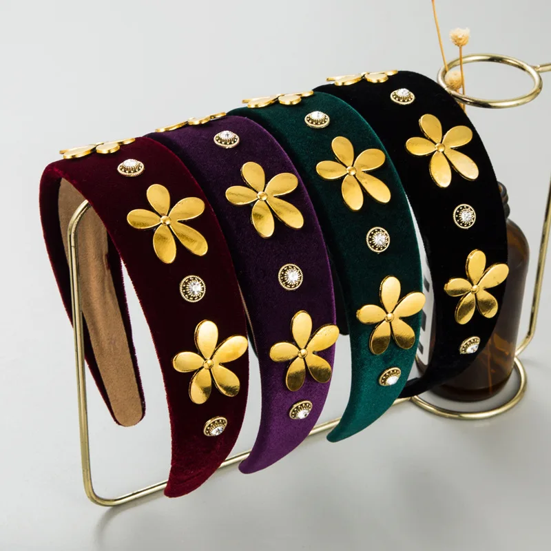 New Wide-Brimmed Velvet Fabric Headband Alloy Flower Decorative Head Hoop European and American Headdress Wholesale
New Wide-Brimmed Velvet Fabric Headband Alloy Flower Decorative Head Hoop European and American Headdress Wholesale