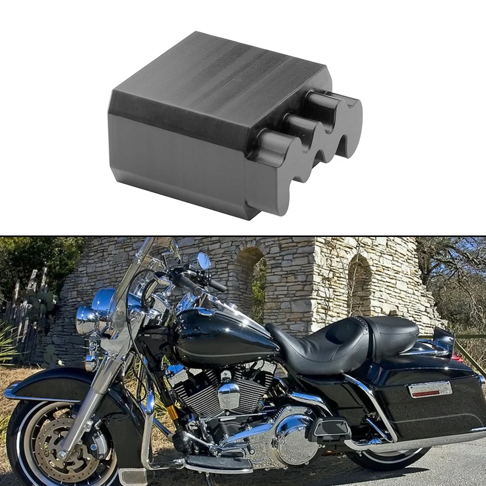 Engine Repair Made Efficient Reliable cam locking tool compatible with all dyan models produced between '99 and '06
Engine Repair Made Efficient Reliable cam locking tool compatible with all dyan models produced between '99 and '06