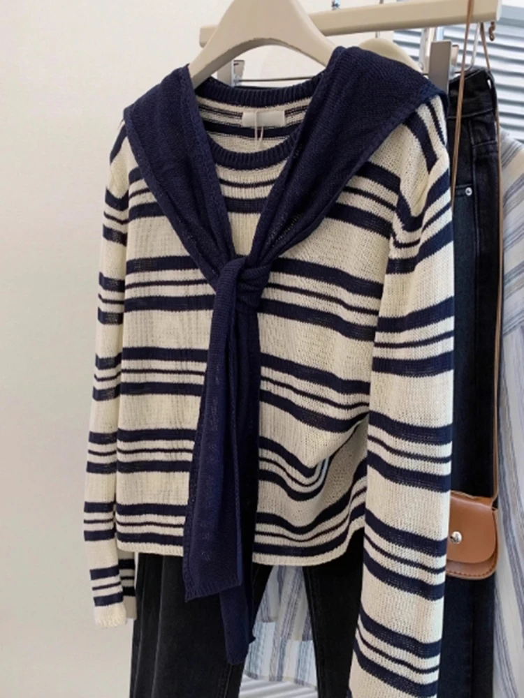 Women's Stripe Knit Sweater Winter Casual Loose Retro Elegant Long Sleeve Sweater Korean Design Sense Niche Pullover Tops
Women's Stripe Knit Sweater Winter Casual Loose Retro Elegant Long Sleeve Sweater Korean Design Sense Niche Pullover Tops