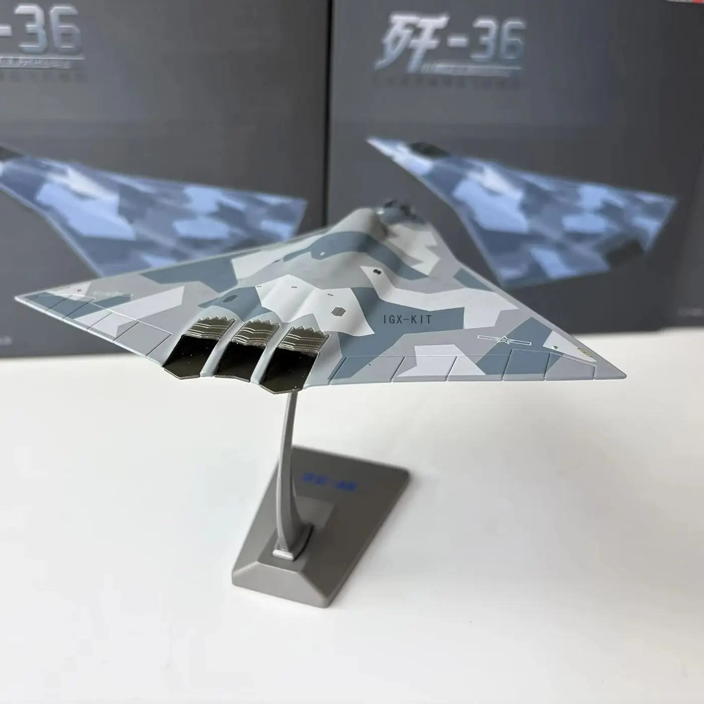 1:144 Scale Chinese 6th J36 J-36 Cut Crack Fighter Military Model Jet Airplane Aircraft Coating Alloy Finished Fighter Gift
1:144 Scale Chinese 6th J36 J-36 Cut Crack Fighter Military Model Jet Airplane Aircraft Coating Alloy Finished Fighter Gift
