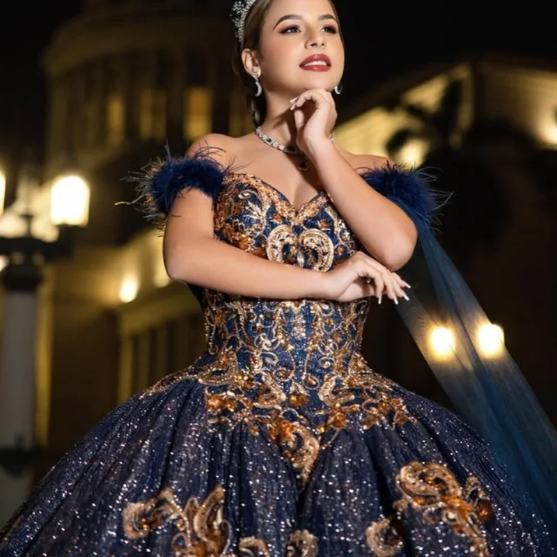 Dark Blue Quinceanera Dresses off-shoulder Crystal Golden Glitter Decal Feather Long tail Vestido De 15 Quinceanera Customize
Dark Blue Quinceanera Dresses off-shoulder Crystal Golden Glitter Decal Feather Long tail Vestido De 15 Quinceanera Customize