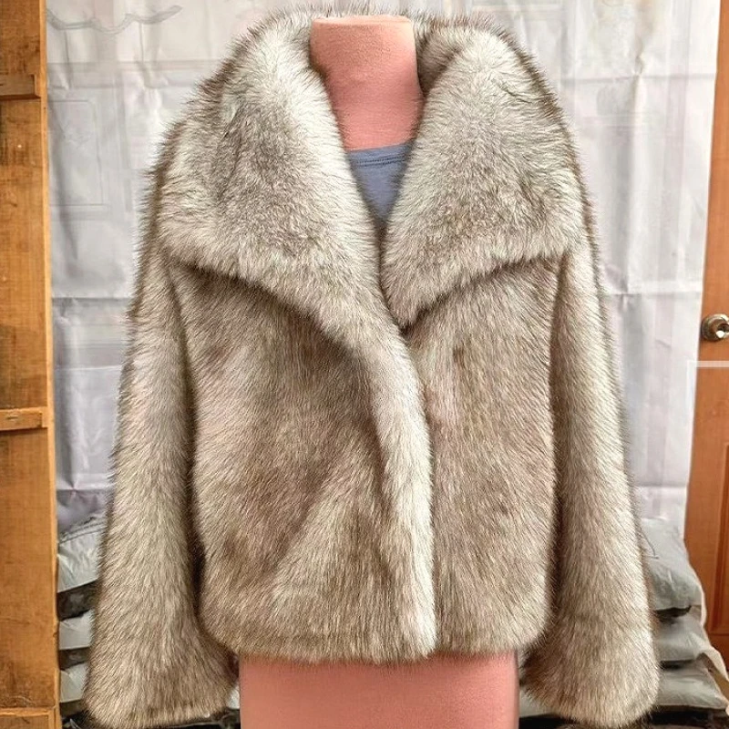 Faux Fur Women Coats Leopard Print Jackets Thick Turndown Collar Long Sleeve Covered Button Loose Fit Casual 2025 Autumn Winter
Faux Fur Women Coats Leopard Print Jackets Thick Turndown Collar Long Sleeve Covered Button Loose Fit Casual 2025 Autumn Winter