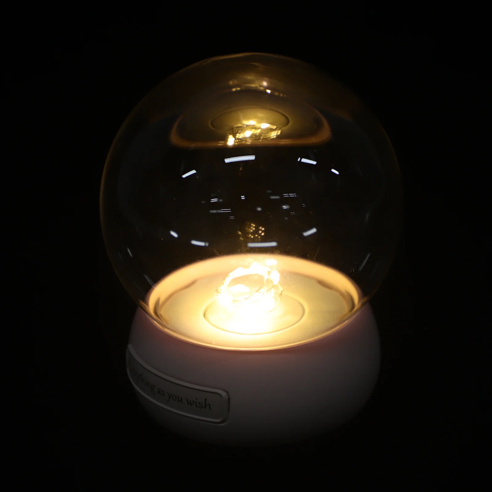 Eternal Flower Glass Dome with LED Base - Clear Display Cloche for Romantic Table Centerpiece Valentine Gift Jewelry Storage
Eternal Flower Glass Dome with LED Base - Clear Display Cloche for Romantic Table Centerpiece Valentine Gift Jewelry Storage