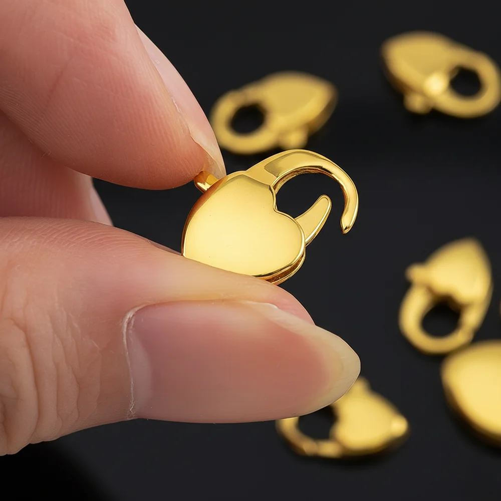 4pcs 2pcs No Fade Stainless Steel Love Heart Buckle Lobster Clasps Hooks Connectors for DIY Jewelery Materials Making Supplies
4pcs 2pcs No Fade Stainless Steel Love Heart Buckle Lobster Clasps Hooks Connectors for DIY Jewelery Materials Making Supplies