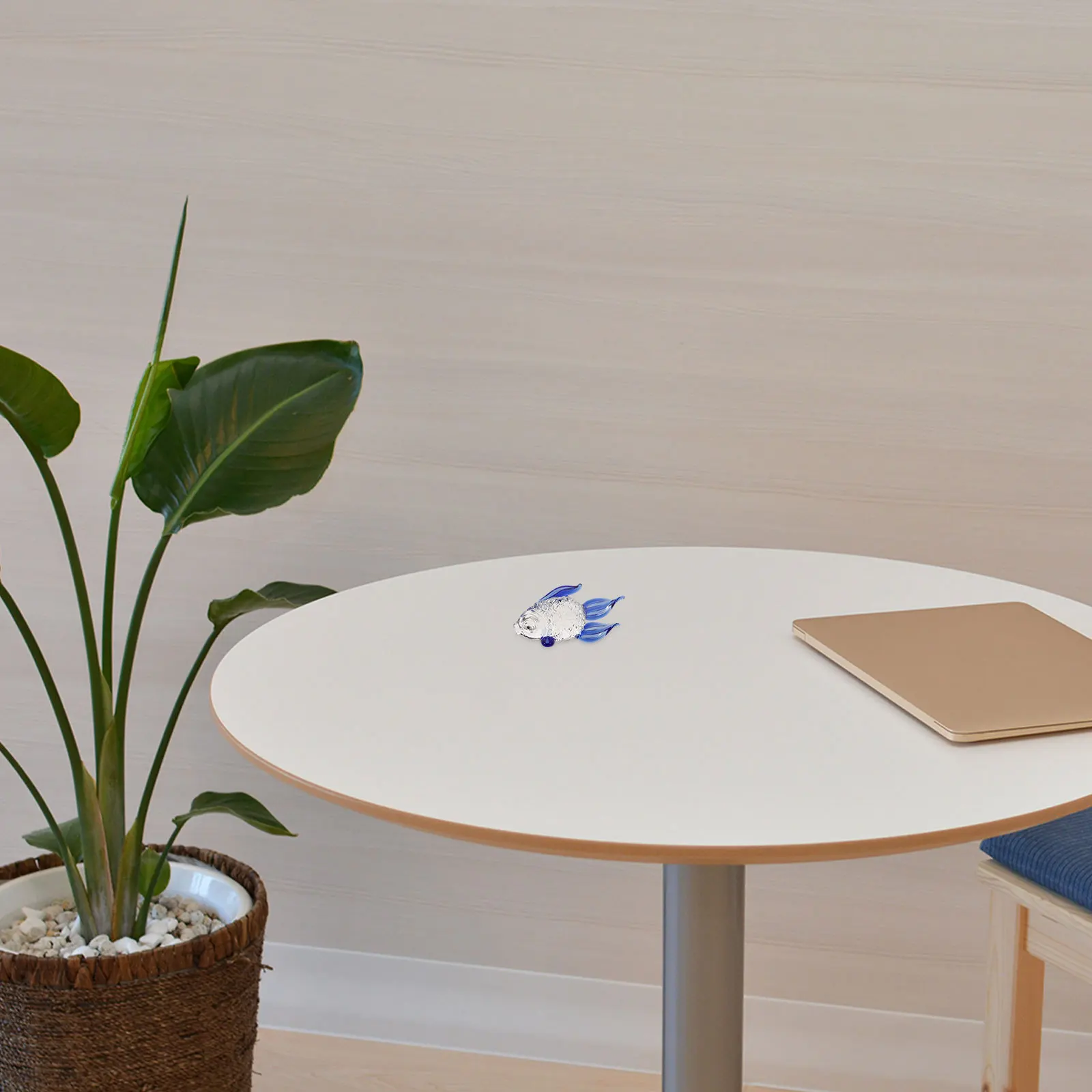 Glass Fish Aquarium Ornament High Simulation Design Realistic Modeling Lightweight Compact for Freshwater Saltwater Tanks
Glass Fish Aquarium Ornament High Simulation Design Realistic Modeling Lightweight Compact for Freshwater Saltwater Tanks