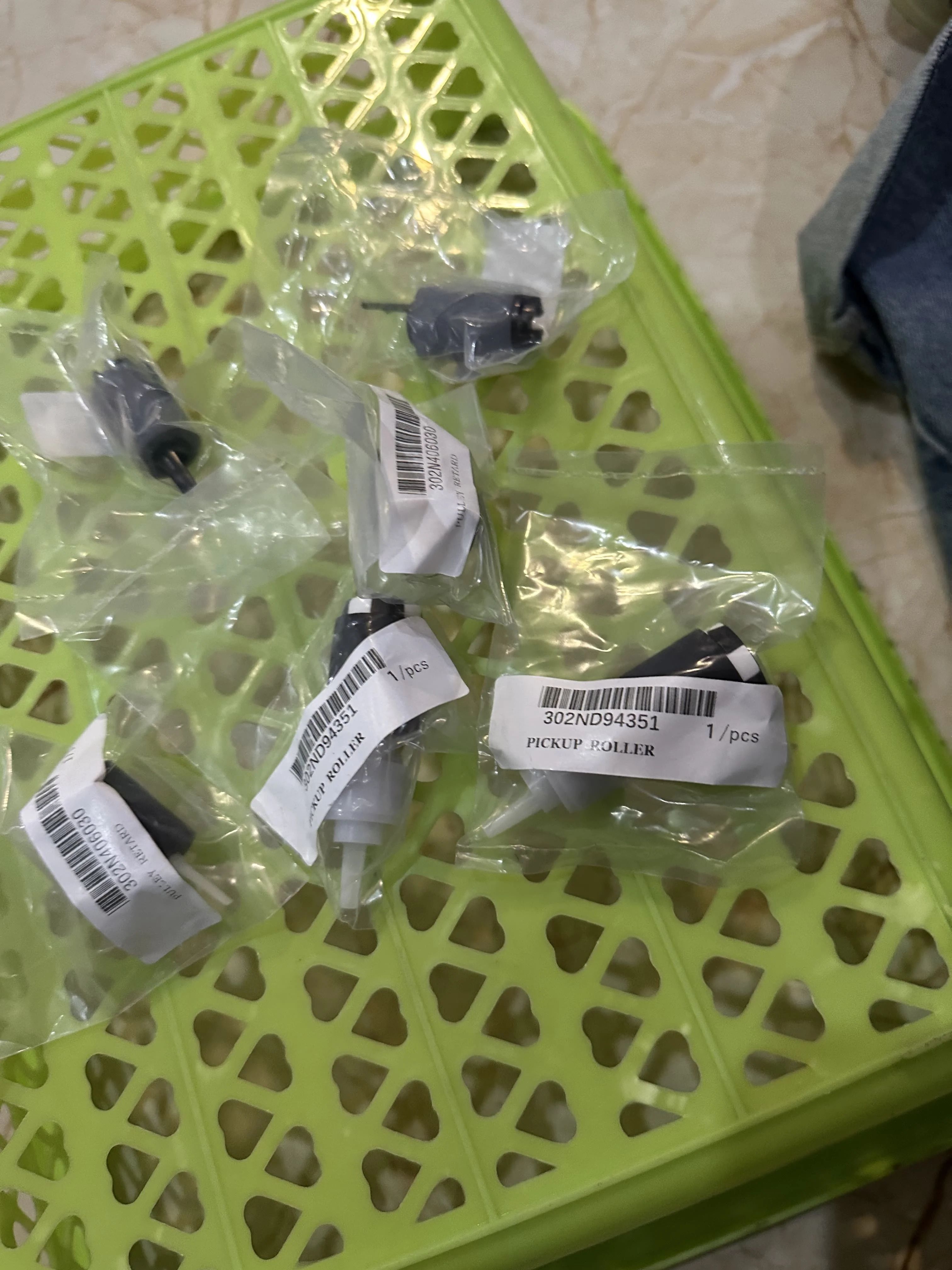 20X 302N406030 302ND94340 302ND94350 Ролик подачи захвата для Kyocera 4002i 5002i 6002i 4052ci 5052ci 6052ci 2552ci 3252ci 3552ci
20X 302N406030 302ND94340 302ND94350 Ролик подачи захвата для Kyocera 4002i 5002i 6002i 4052ci 5052ci 6052ci 2552ci 3252ci 3552ci