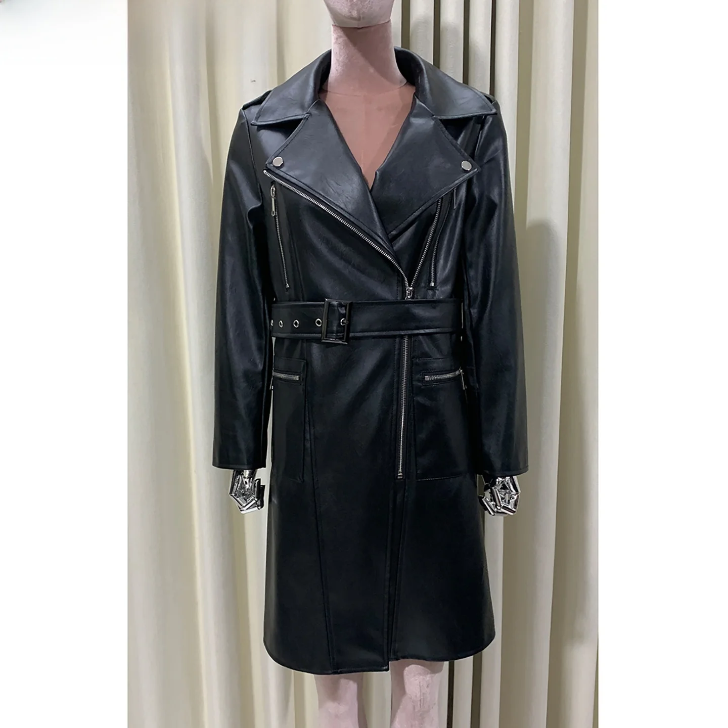 Nerazzurri Women's Slim Fit Bla Biker Jaet Coat Zipper High Gloss PU Leather Long Sve Travel Friendly Anti Wrinkle
Nerazzurri Women's Slim Fit Bla Biker Jaet Coat Zipper High Gloss PU Leather Long Sve Travel Friendly Anti Wrinkle