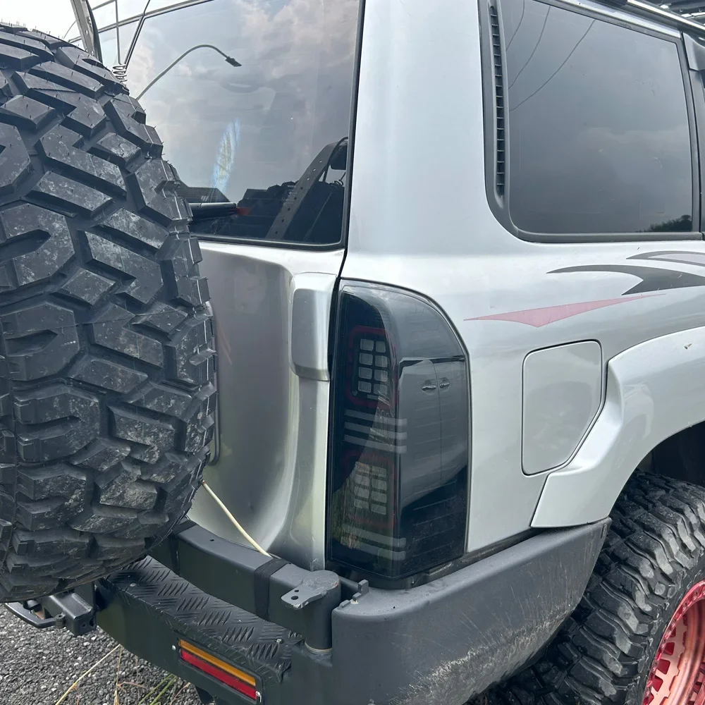 Car Taillights For Nissan Patrol Safari Y61 2005-2013 Upgrade High Quality LED Auto Back Lamps Assembly Accessories Turn Signal
Car Taillights For Nissan Patrol Safari Y61 2005-2013 Upgrade High Quality LED Auto Back Lamps Assembly Accessories Turn Signal