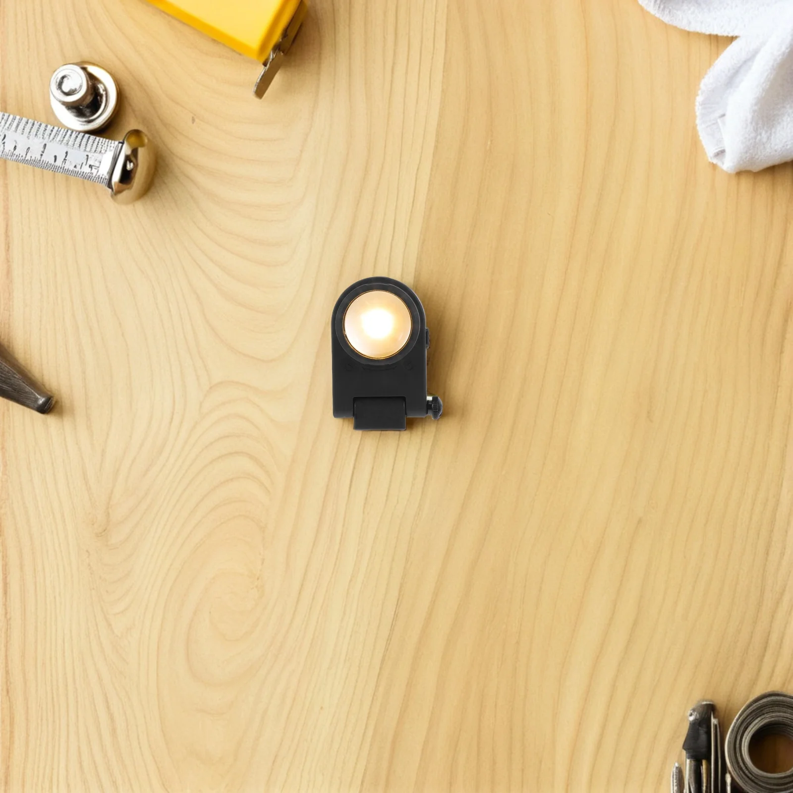 1Set USB Rechargeable Spotlight Handheld LED Work Light High Brightness Painting Spraying Garage Outdoor Portable Torch Light
1Set USB Rechargeable Spotlight Handheld LED Work Light High Brightness Painting Spraying Garage Outdoor Portable Torch Light