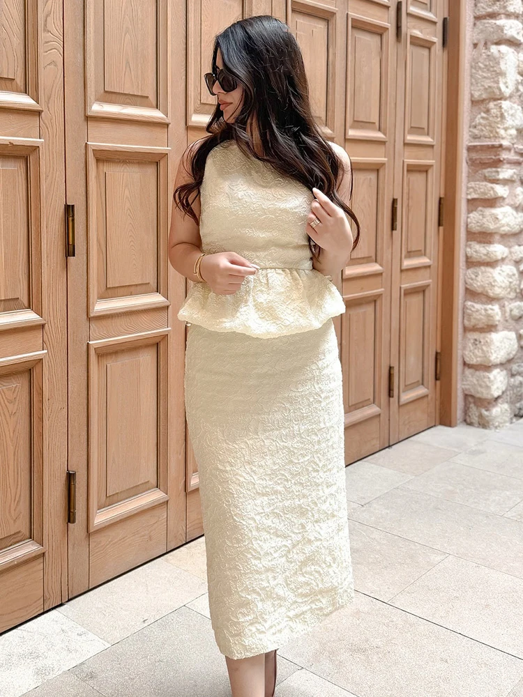 HH женский модный комплект с юбкой без рукавов на молнии сзади, приподнятые украшения, шорты с круглым вырезом, топы + юбка-миди с высокой талией и разрезом подол, костюм
HH женский модный комплект с юбкой без рукавов на молнии сзади, приподнятые украшения, шорты с круглым вырезом, топы + юбка-миди с высокой талией и разрезом подол, костюм