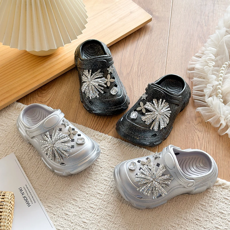 Mumoresip 2026 Trendy Kids Slippers New Summer Girls Princess Beach Slip-on Shoes Luxury Rhinestone Children's Beach Slippers
Mumoresip 2026 Trendy Kids Slippers New Summer Girls Princess Beach Slip-on Shoes Luxury Rhinestone Children's Beach Slippers