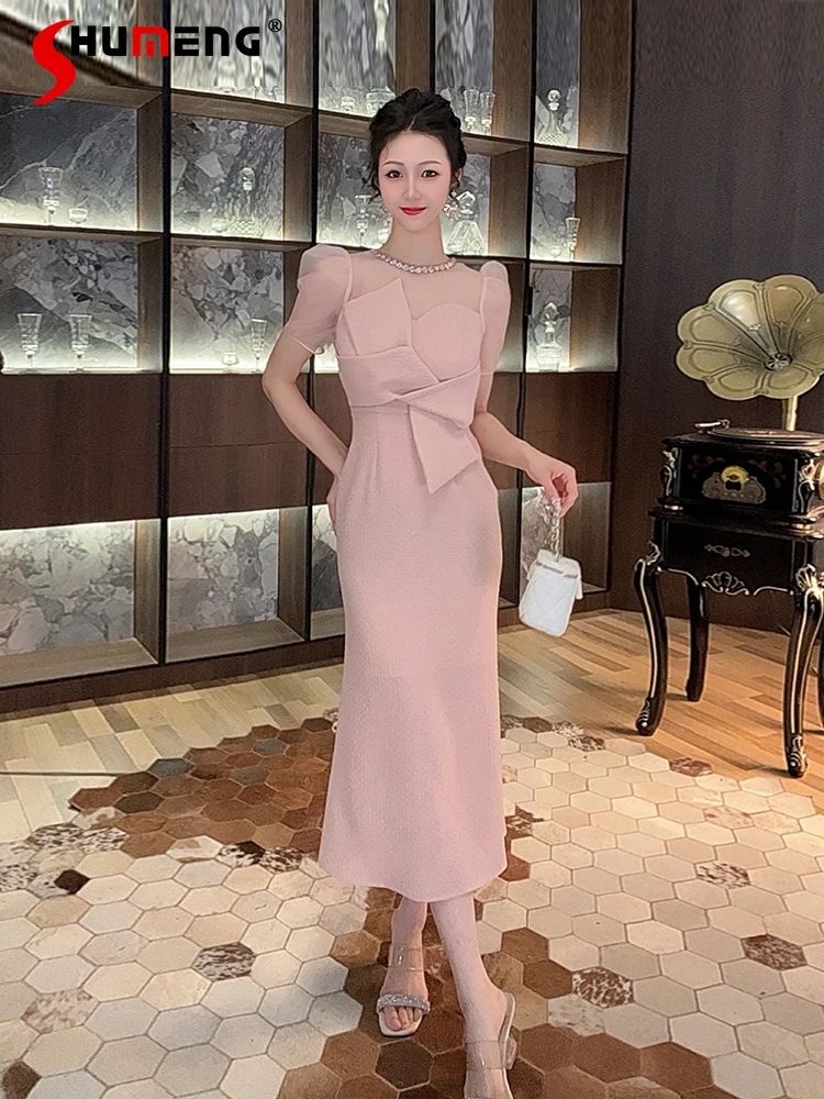 Women's 2025 Summer New Hip Dresses Beautiful Unique Bow Diamond High-end Slimming Dress Feminine Round Neck Short Sleeve Dress
Women's 2025 Summer New Hip Dresses Beautiful Unique Bow Diamond High-end Slimming Dress Feminine Round Neck Short Sleeve Dress