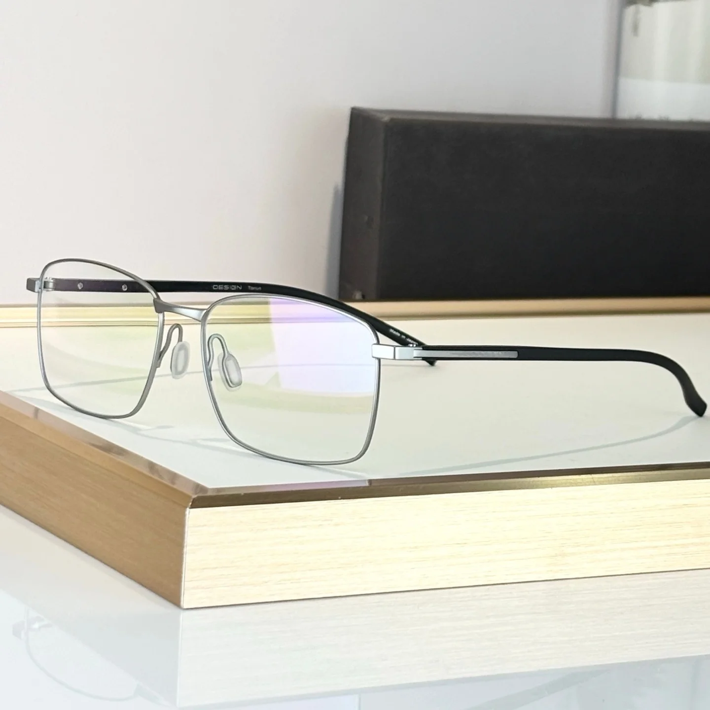 P8368 Titianium Original Brands Eyeglasses Frames Rectangle Alloy Designer Men's Glasses Frames Business Women's Glasses Frames
P8368 Titianium Original Brands Eyeglasses Frames Rectangle Alloy Designer Men's Glasses Frames Business Women's Glasses Frames