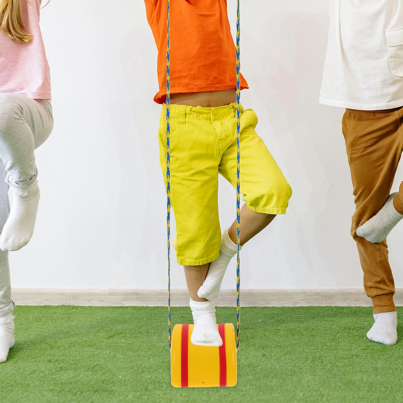 2pcs Sensory Training Stilts Kids Balance Toy Children Stepper Interactive Kindergarten Strength Developing Playsets
2pcs Sensory Training Stilts Kids Balance Toy Children Stepper Interactive Kindergarten Strength Developing Playsets