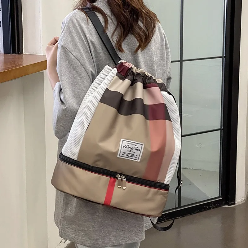 Водонепроницаемая сумка для сухого и влажного разделения, спортивная сумка для фитнеса, дорожная сумка, большой вместительный женский рюкзак на шнурке для плавания, тренажерного зала, йоги
Водонепроницаемая сумка для сухого и влажного разделения, спортивная сумка для фитнеса, дорожная сумка, большой вместительный женский рюкзак на шнурке для плавания, тренажерного зала, йоги