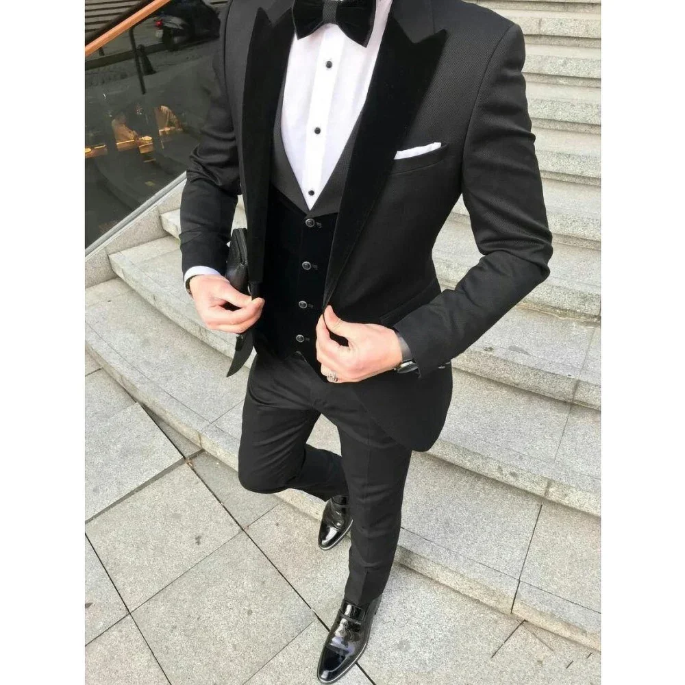 Plus Size Suit (Blazer+ Vest + Pants) Men's Fashion Business Trend Casual Party Outdoor Wedding Groom Dress Solid Color Suit
Plus Size Suit (Blazer+ Vest + Pants) Men's Fashion Business Trend Casual Party Outdoor Wedding Groom Dress Solid Color Suit