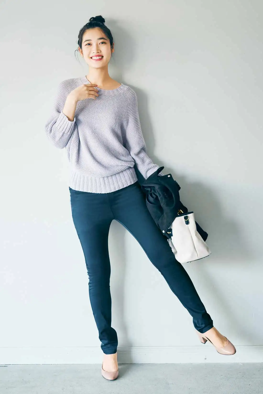 Spring 2025 High Waist Elastic Casual Slim Fit Pants Versatile Loose Fit High Elasticity Cotton Blend Long Bootcut Trousers
Spring 2025 High Waist Elastic Casual Slim Fit Pants Versatile Loose Fit High Elasticity Cotton Blend Long Bootcut Trousers