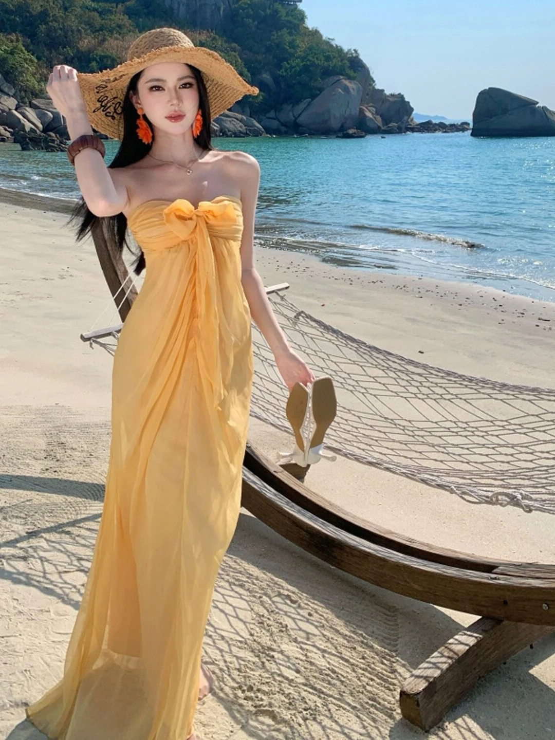 Beach Vacation Style Slim Fit Strapless Beach Long Dress New Summer Fashion High Waist Gown Cotton Material No Sleeve Dress
Beach Vacation Style Slim Fit Strapless Beach Long Dress New Summer Fashion High Waist Gown Cotton Material No Sleeve Dress