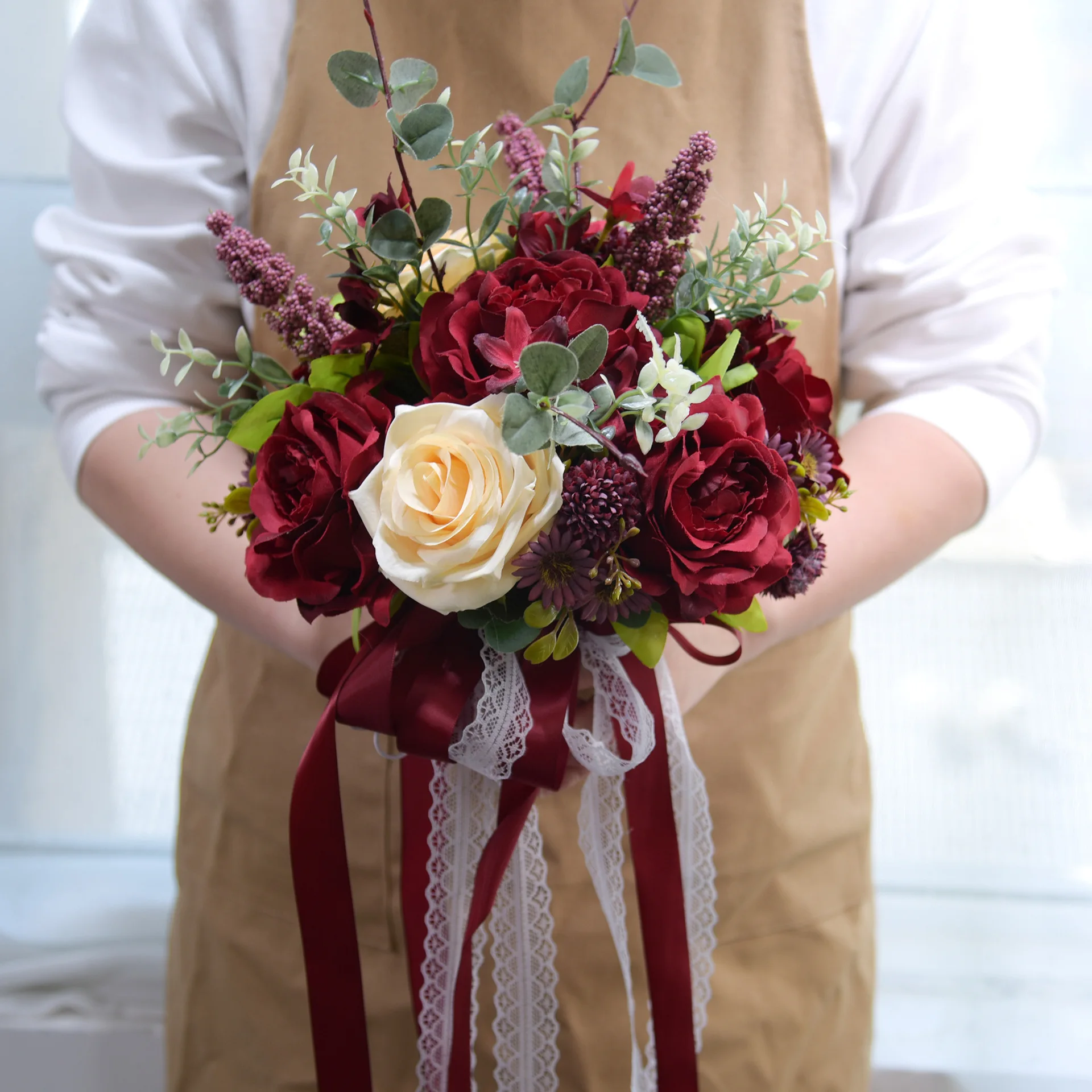 Korean Simulation Rose Red Retro Photo Props Bride Wedding Bouquet, French Rose Bouquet Red Eternal Flower Housewarming Gift
Korean Simulation Rose Red Retro Photo Props Bride Wedding Bouquet, French Rose Bouquet Red Eternal Flower Housewarming Gift